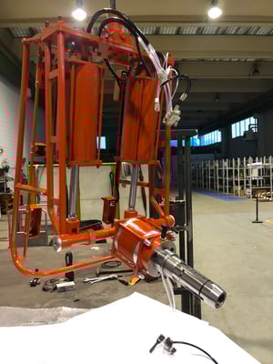 coil manipulator with mechanical chuck